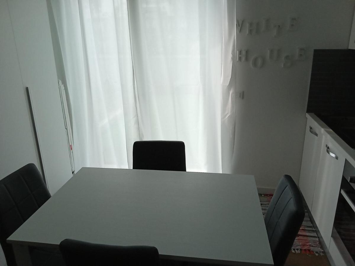 White House 1492..Il Sogno Continua.. Apartment เบรเชีย ภายนอก รูปภาพ